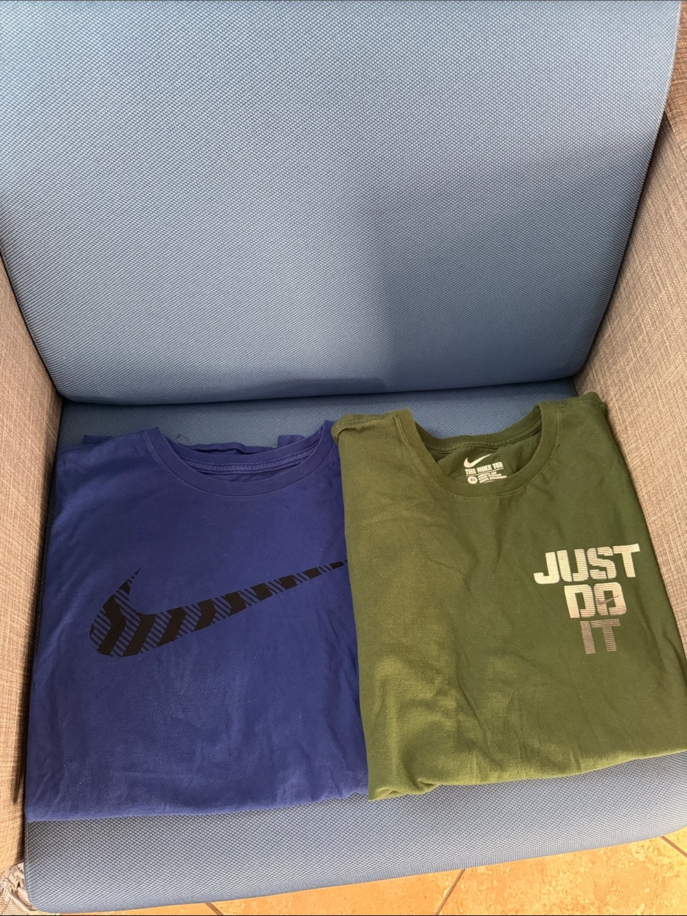 Nike Mens Short-Sleeve Tee Duo - Blue & Green Graphic Tees size XL